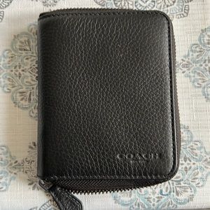 Coach Men Zip Around Wallet